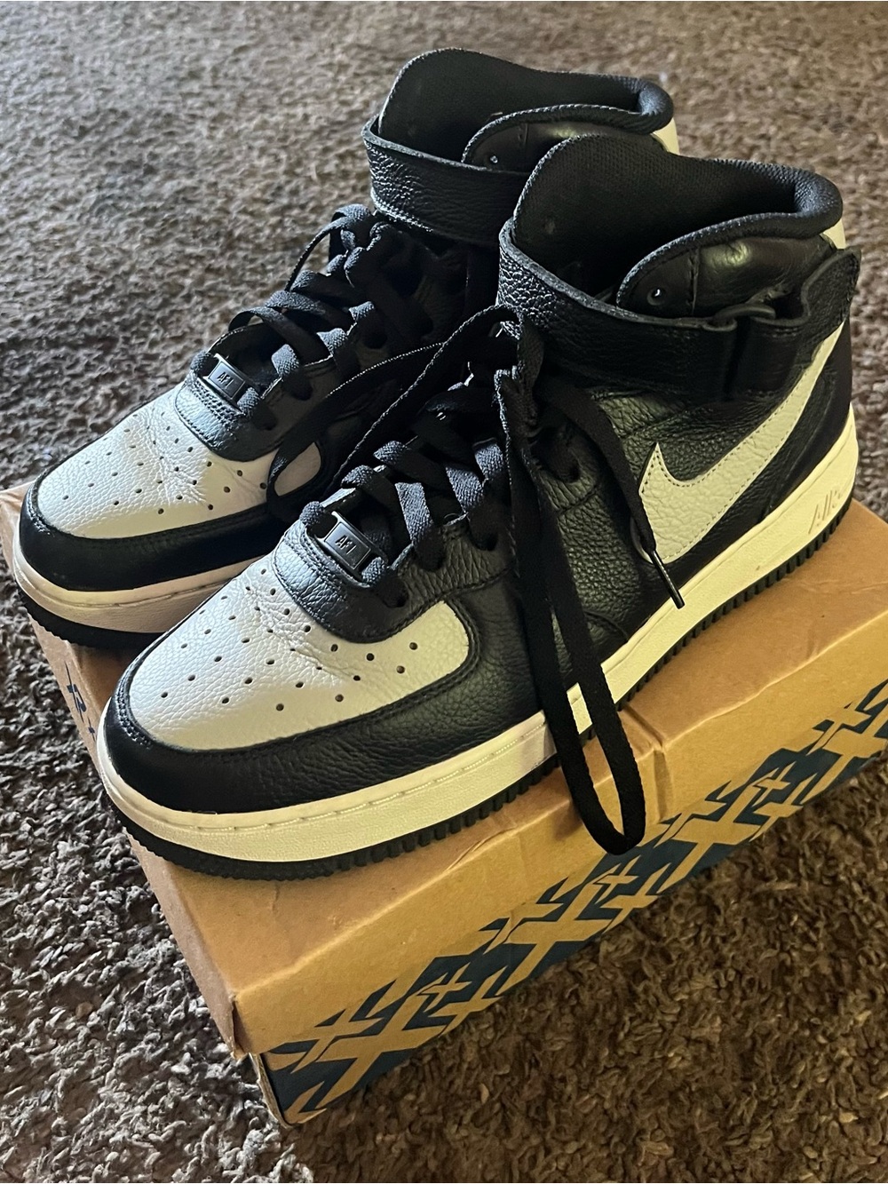 Nike Air Force 1 Black and Gray High-Top Sneakers with Strap - Style DV3908-900 - Picture 2 of 3